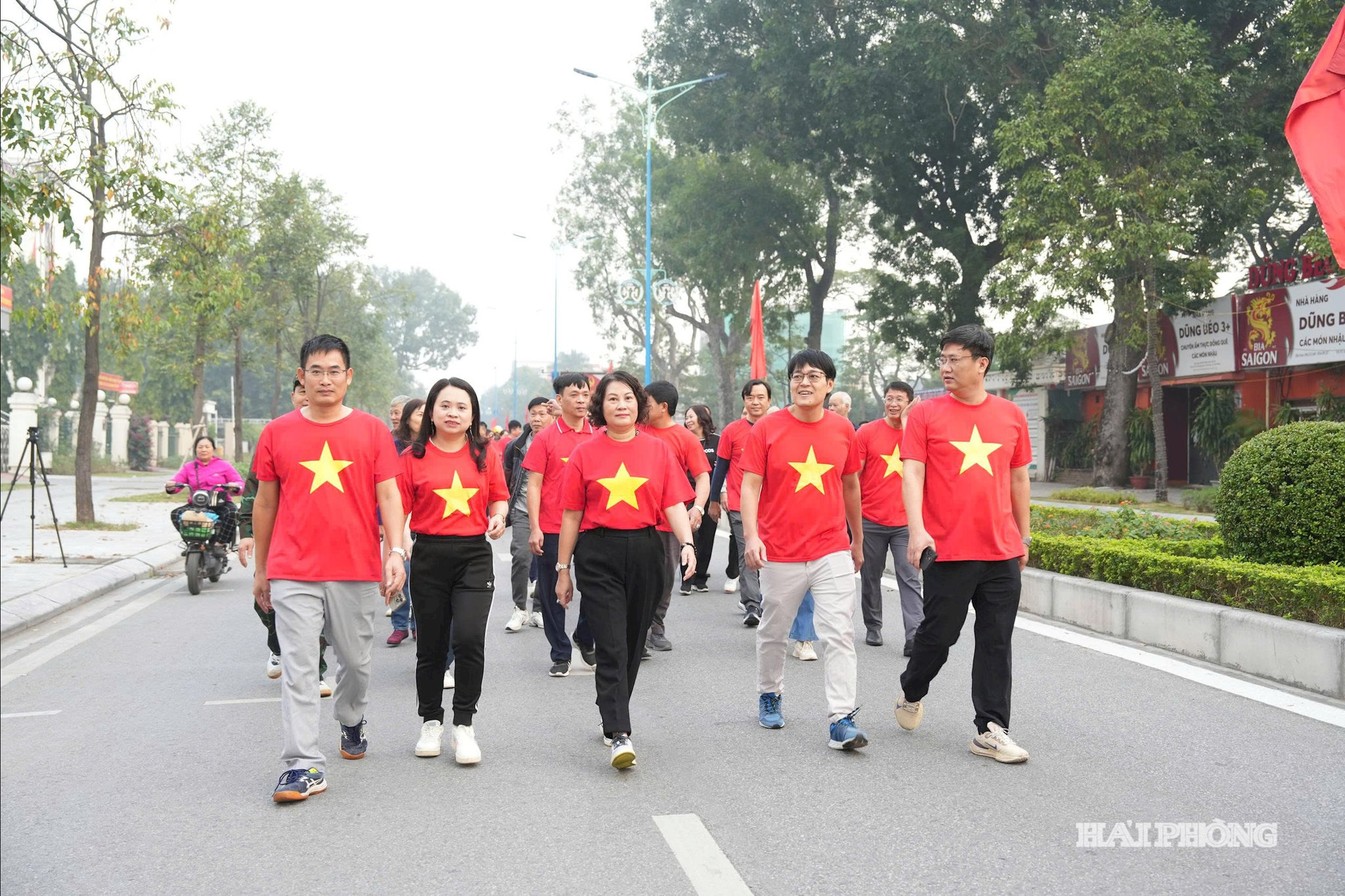 di-bo-thanh-dong-1.jpg