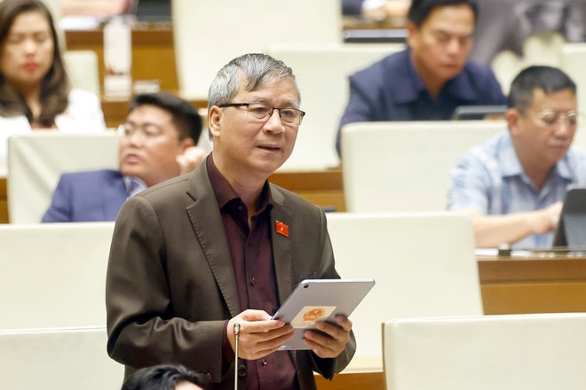 Đại biểu Nguyễn Anh Trí đề nghị rà soát các thủy điện vừa và nhỏ. (Ảnh: Doãn Tấn/TTXVN) vna-potal-quoc-hoi-thao-luan-ve-co-che-chinh-sach-phat-trien-nang-luong-quoc-gia-giai-doan-2026-2030-8457519.jpg