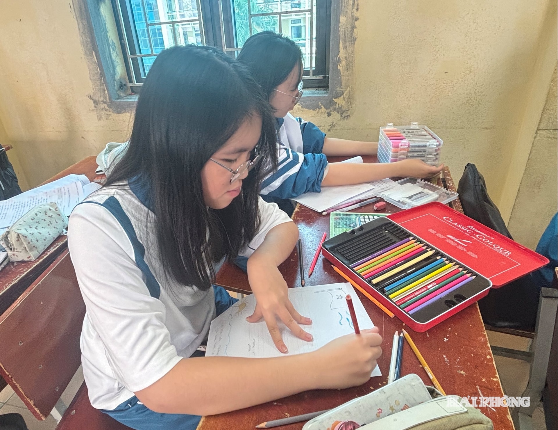 nhung-canh-thu.jpg