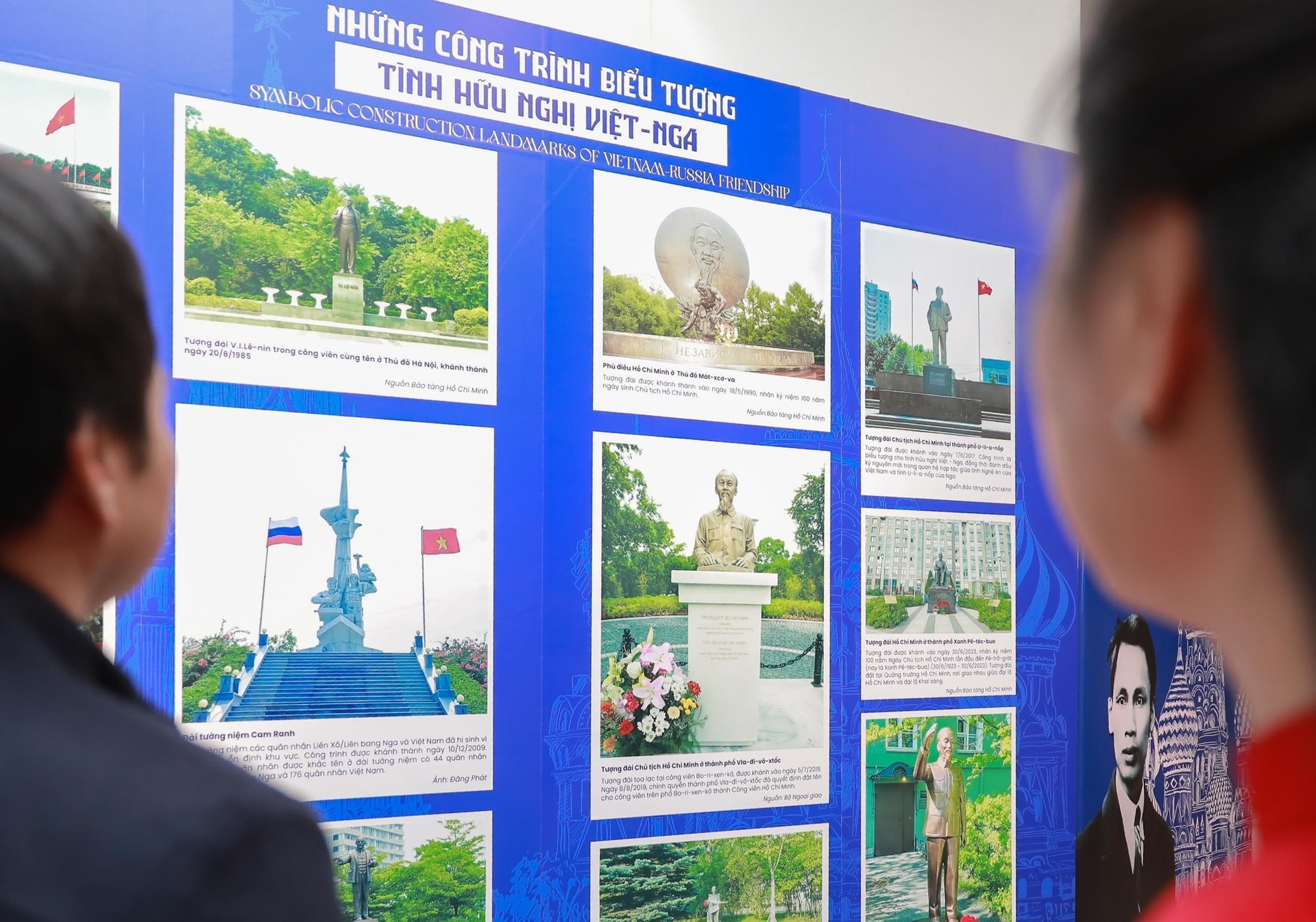 Khai mạc trưng bày chuyên đề “Dấu chân Hồ Chí Minh trên quê hương Cách mạng Tháng Mười