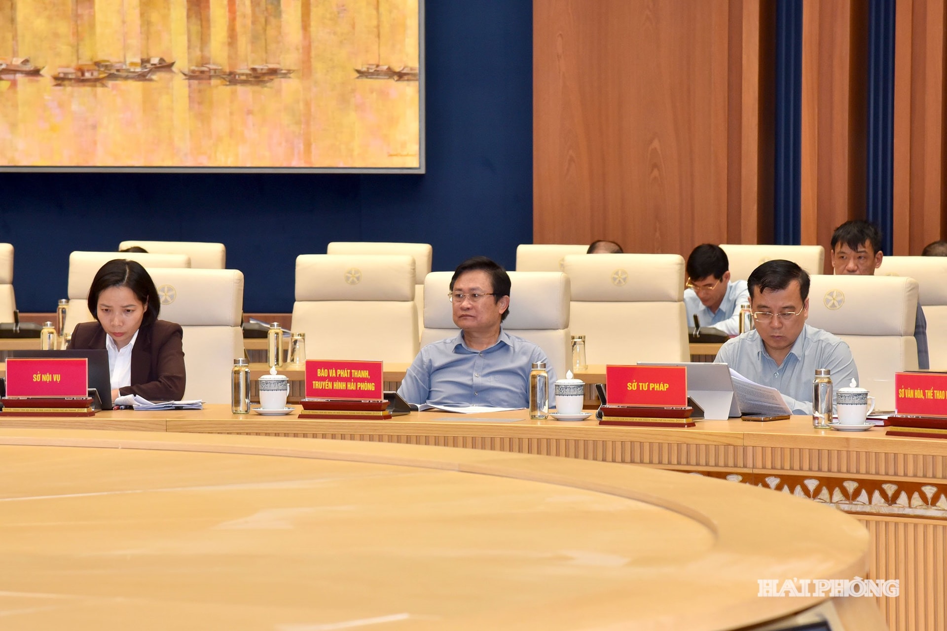 Perwakilan yang menghadiri mesyuarat.