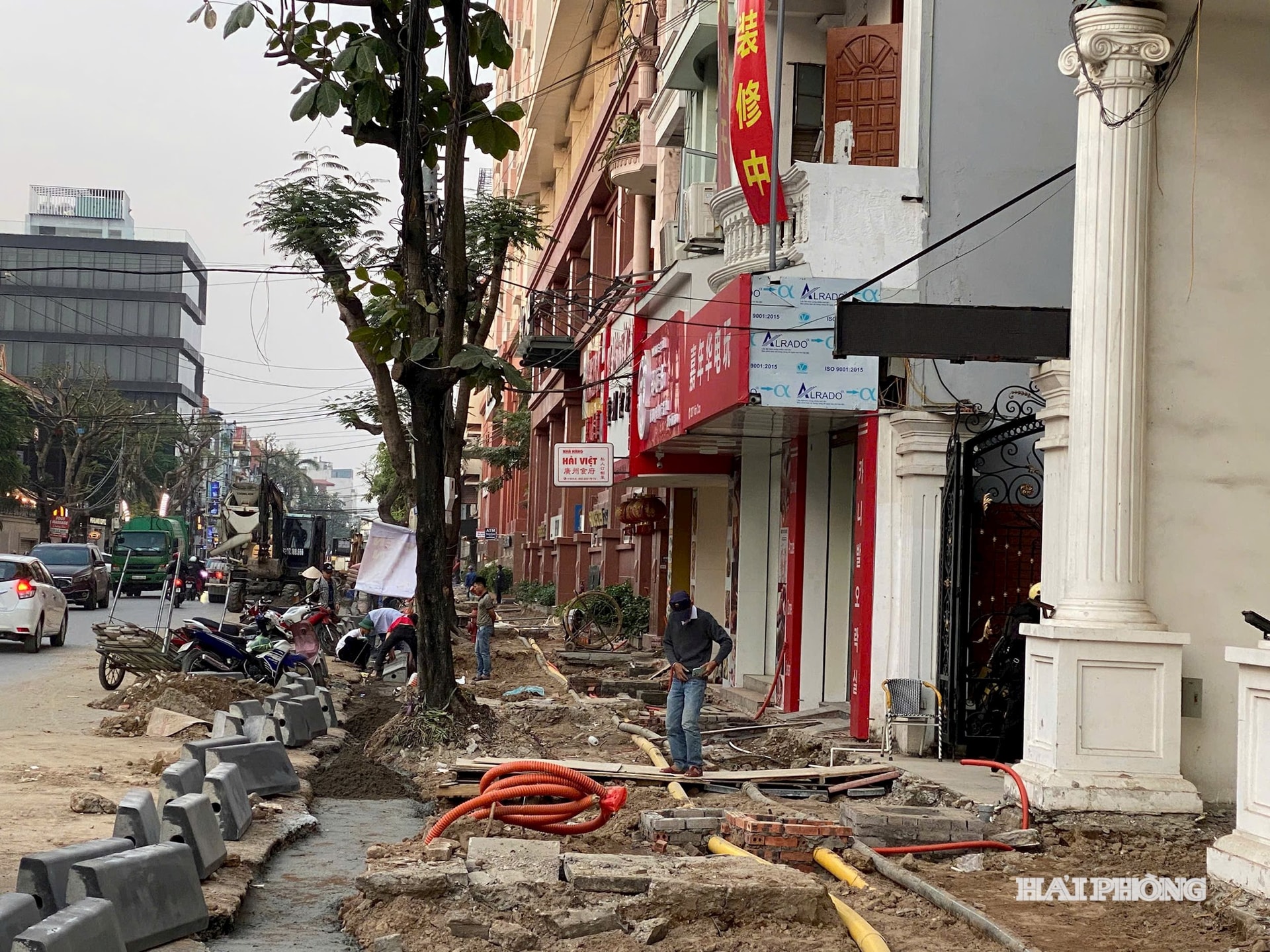 সঞ্চালন লাইন নির্মাণ