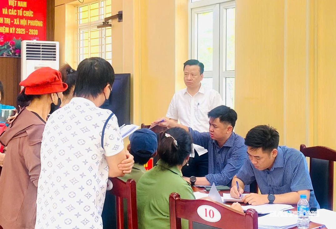 hong-an1-1a2234c14a7555bd7a372c604b9a7d42.jpg
