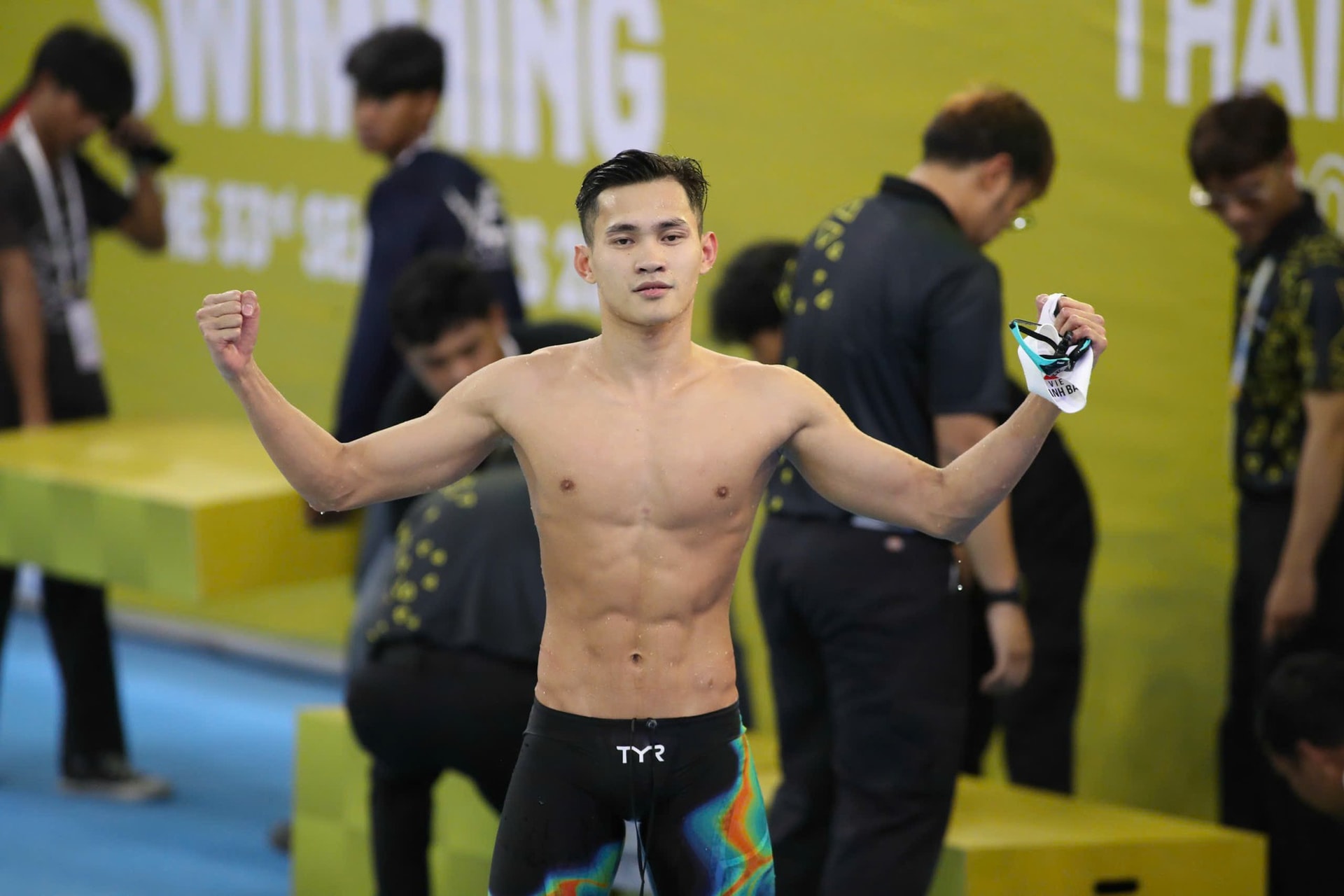 Tiếp tục giành HCV nội dung 200m, Phạm Thanh Bảo xứng danh 'ông hoàng bơi ếch' của SEA Games - Ảnh 2.