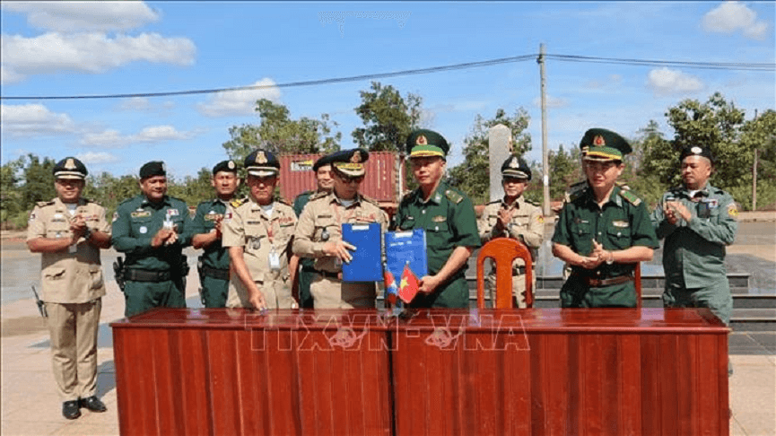 tiep-nhan-cong-dan1.png