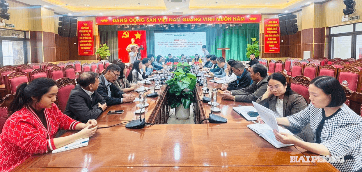 ung-cu-dai-bieu.png