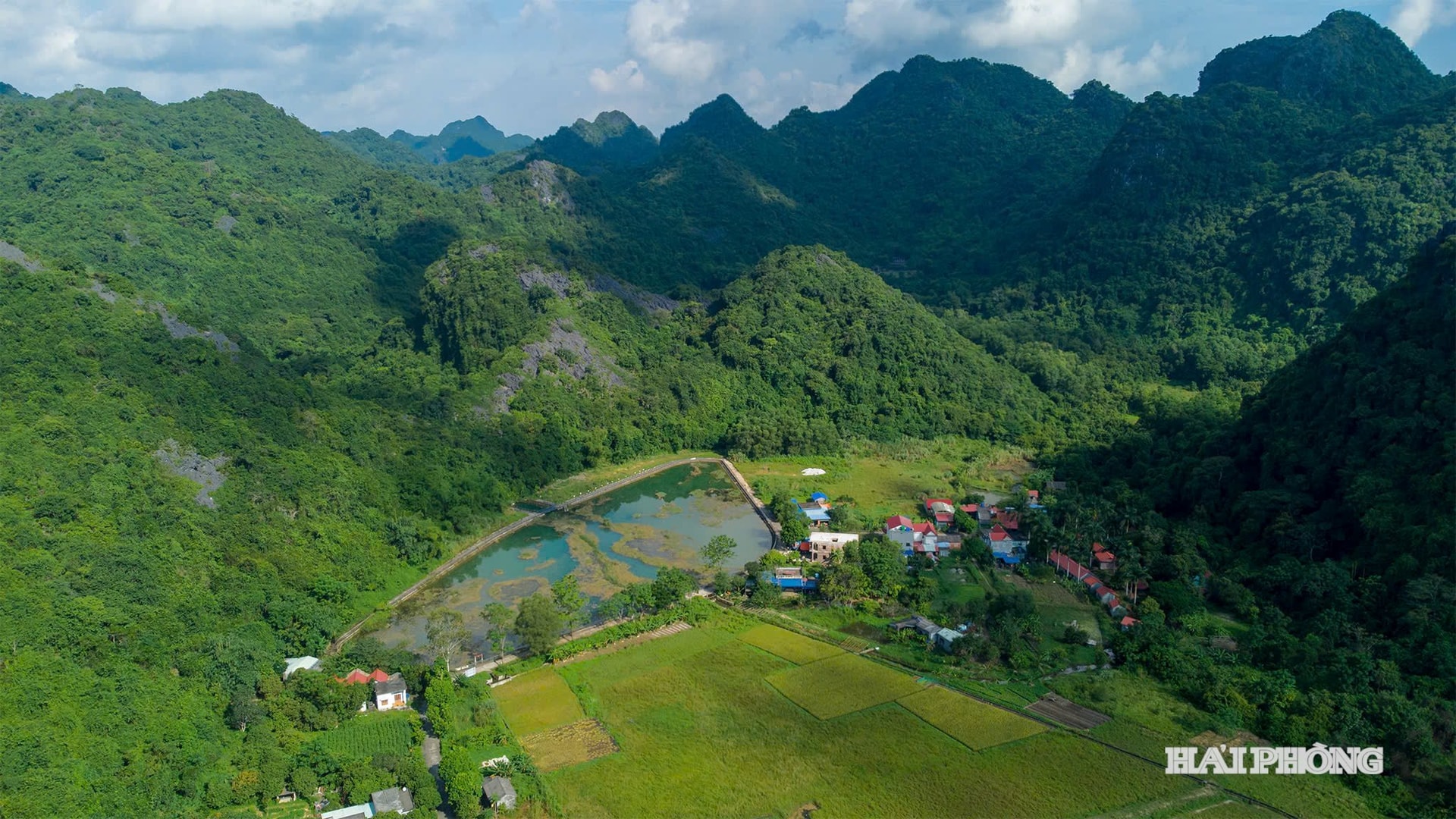 xuyen-rung-1.jpg
