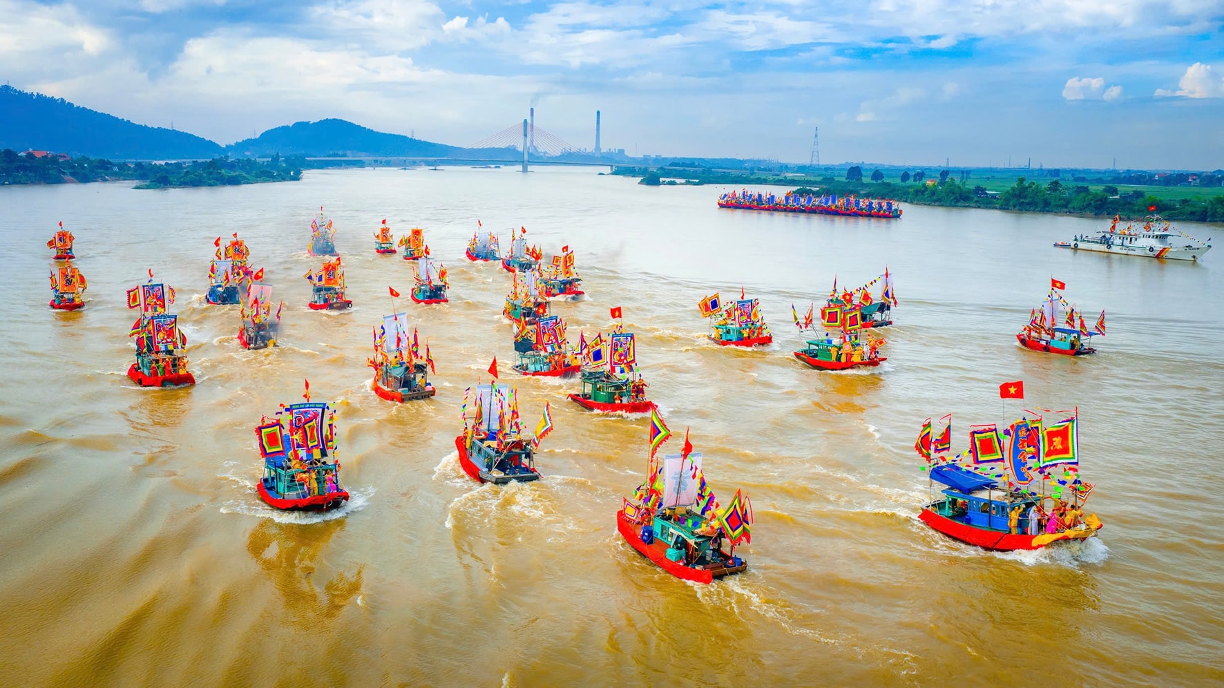 Lễ hội quân trên sông Lục Đầu được tái hiện trong Lễ hội mùa thu Côn Sơn – Kiếp Bạc không chỉ gợi nhắc khí thế hào hùng của cuộc kháng chiến chống Nguyên – Mông, mà còn khẳng định nghệ thuật quân sự, tài năng tổ chức, chỉ huy kiệt xuất của Trần Hưng Đạo, đóng góp giá trị đặc biệt vào lịch sử quân sự thế giới.