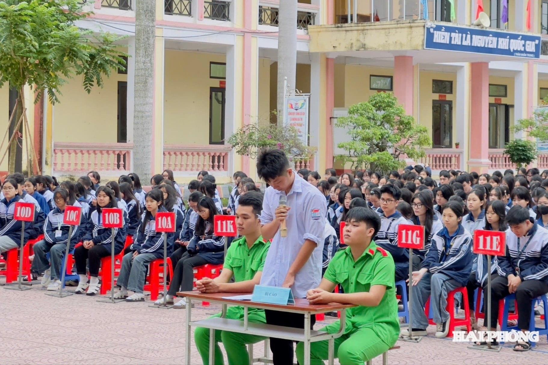 gia-dinh-1-(1).jpg