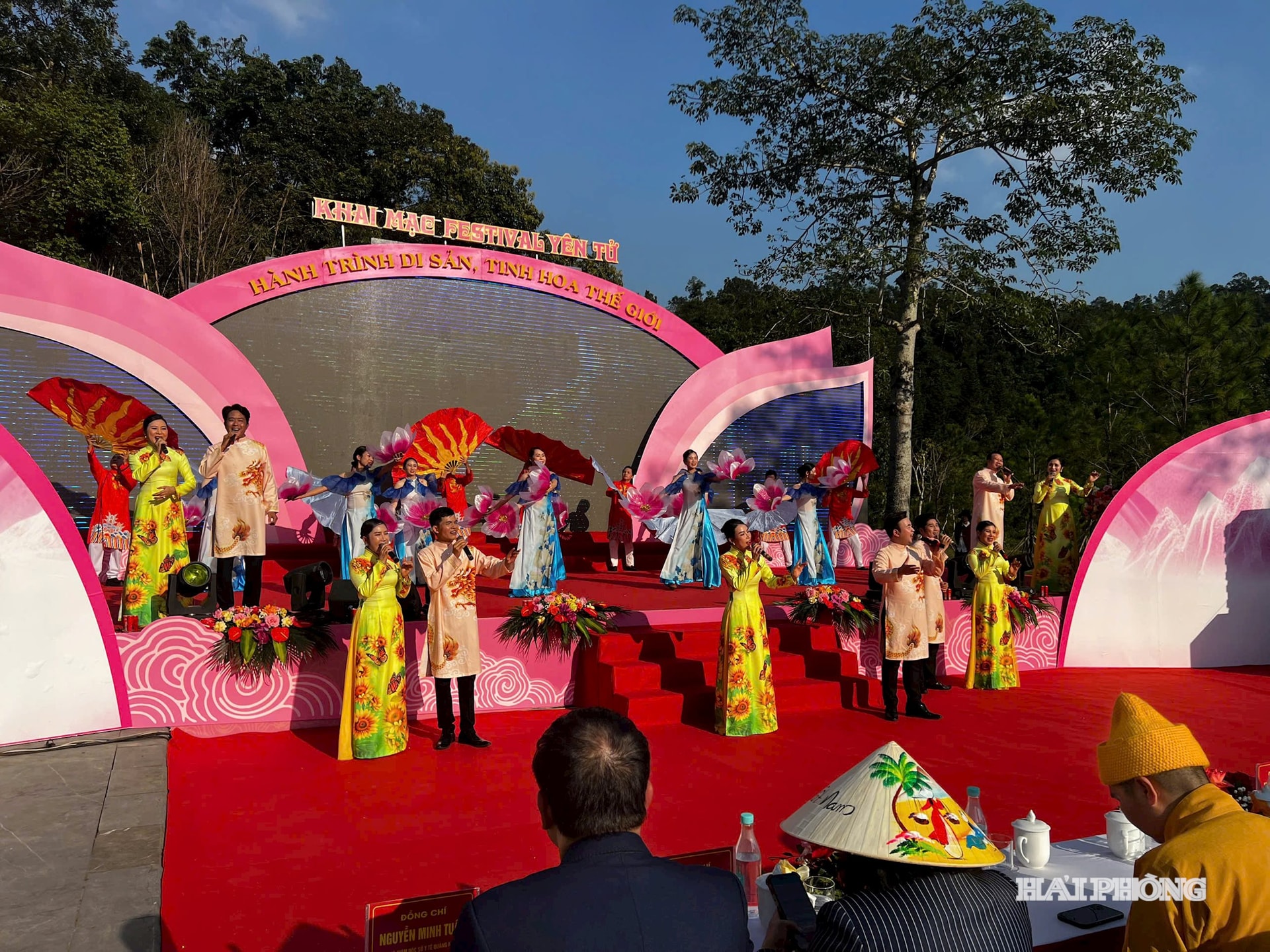 Tiết mục của nghệ sĩ, diễn viên Nhà hát Sân khấu truyền thống Hải Phòng tại Festival