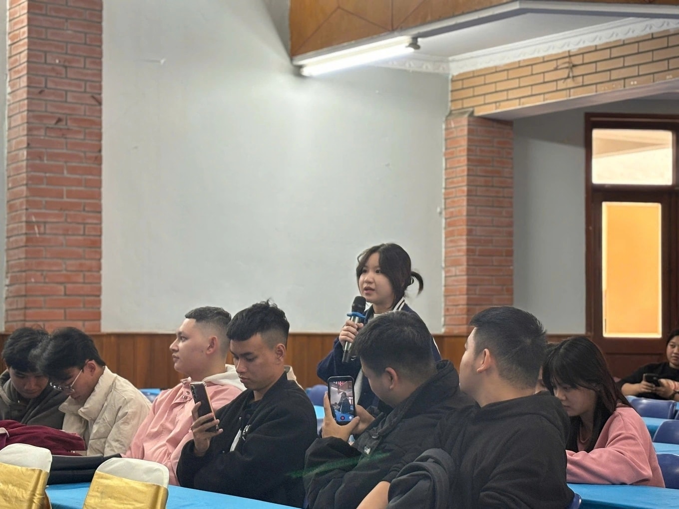 cao-dang-du-lich2.jpg-4f34429b4af1ea3b6ab8197d081e0df7.jpg