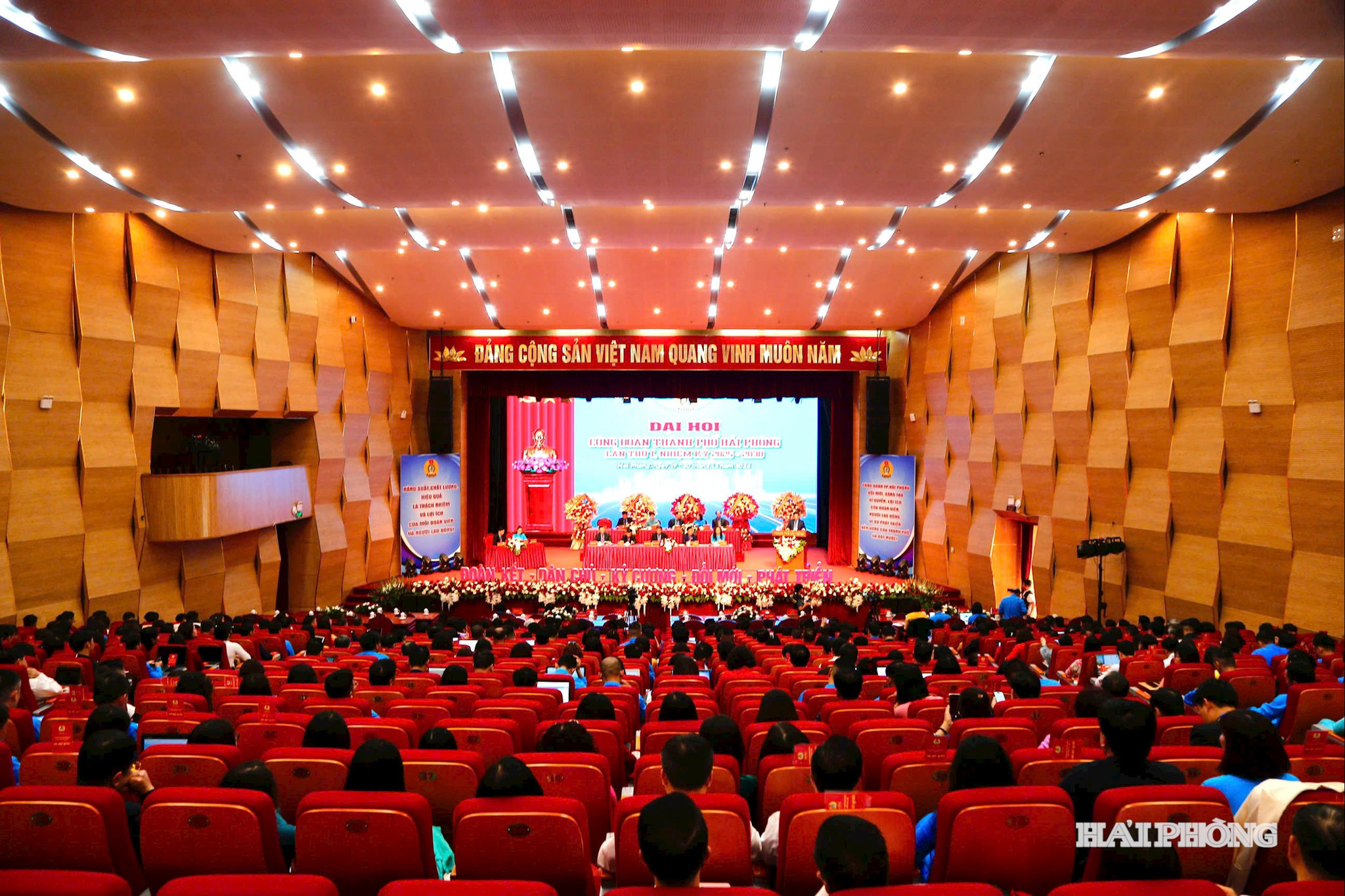 cong-doan-19.jpg