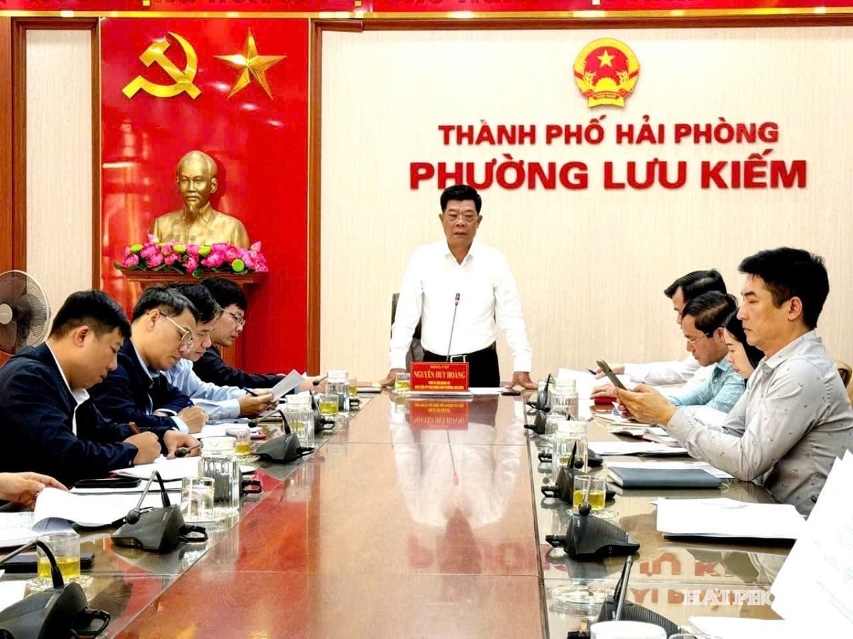 phuong-luu-kiem.jpg