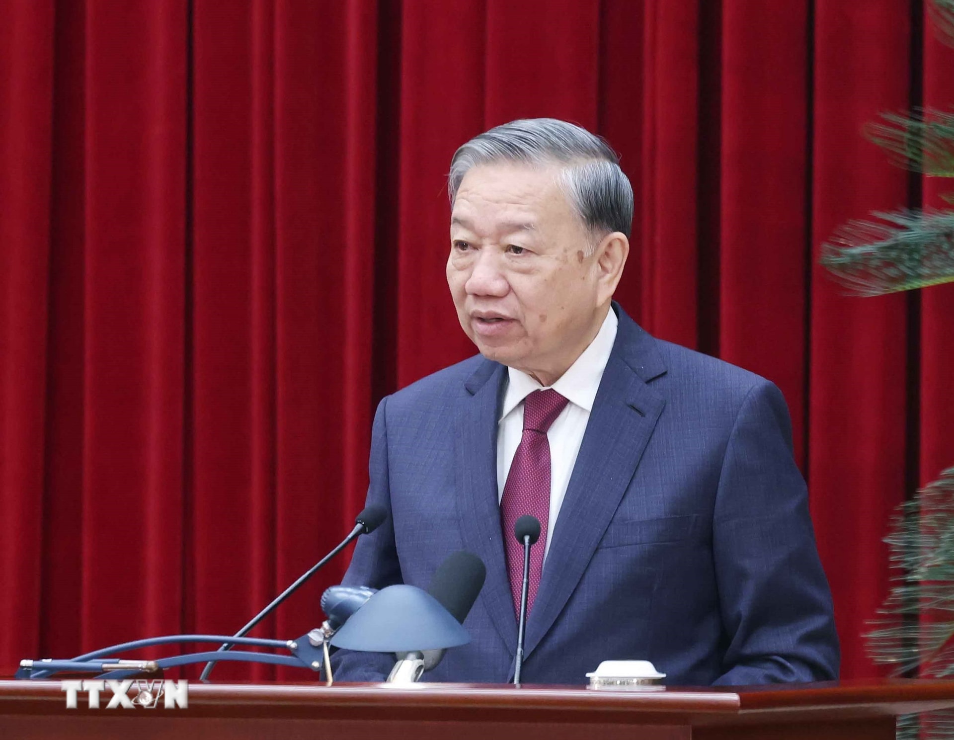 tong-bi-thu-to-lam-1.jpg