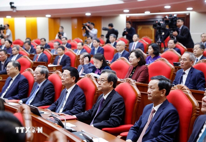 ttxvn-be-mac-hoi-nghi-lan-thu-15-ban-chap-hanh-trung-uong-khoa-xiii-3.jpg