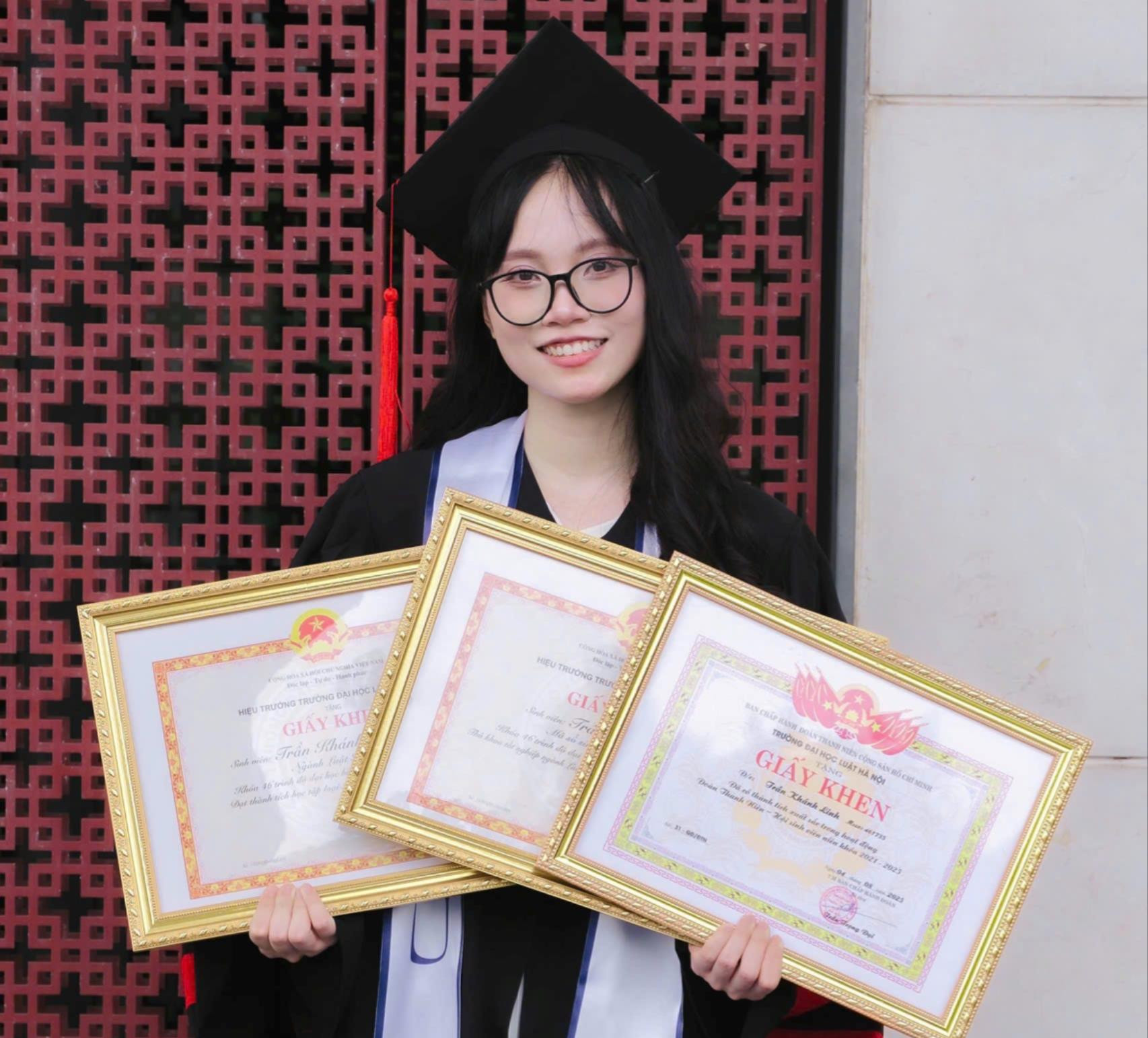 em-linh(1).jpg