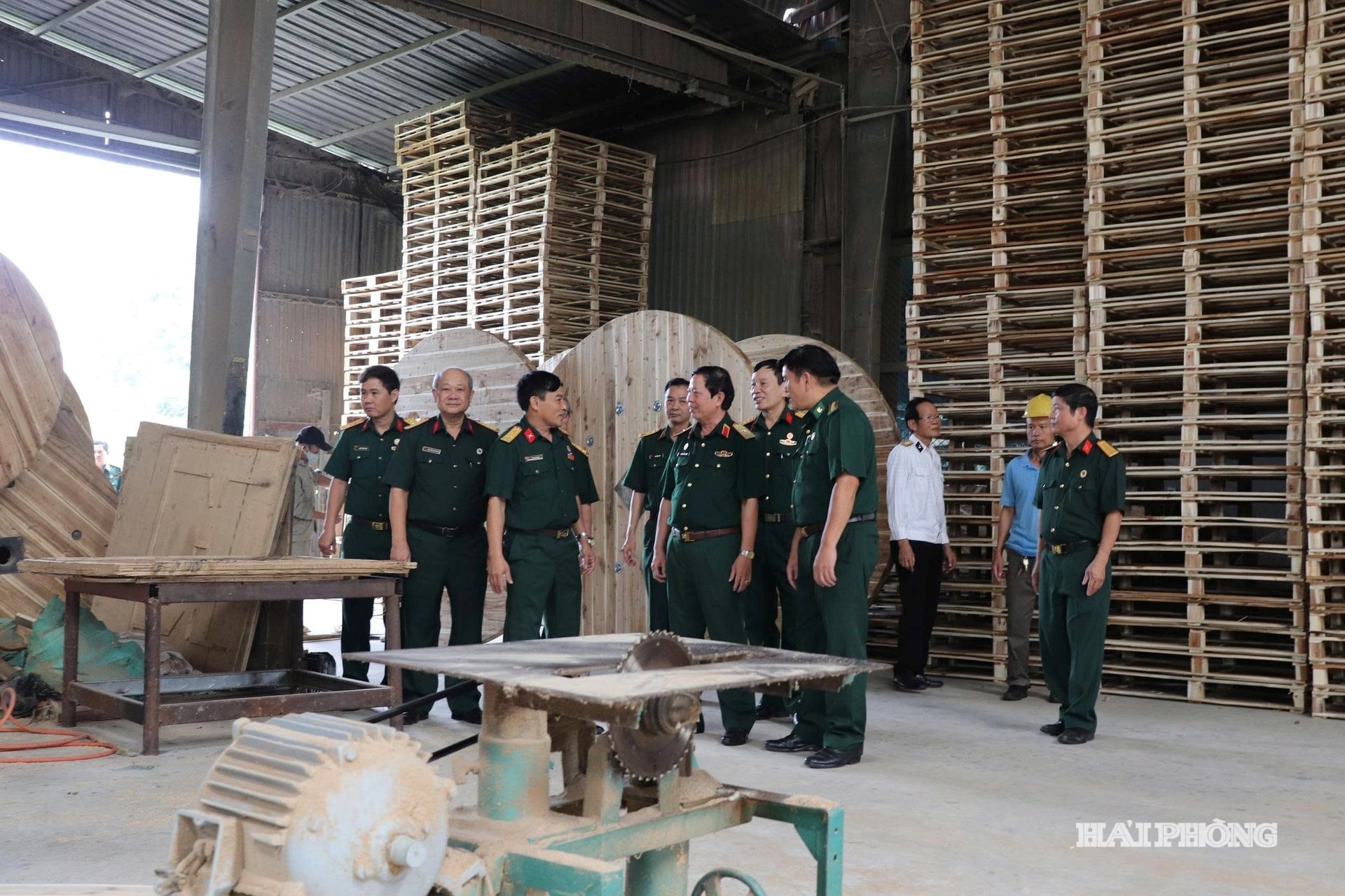 cuu-chien-binh-2.jpg