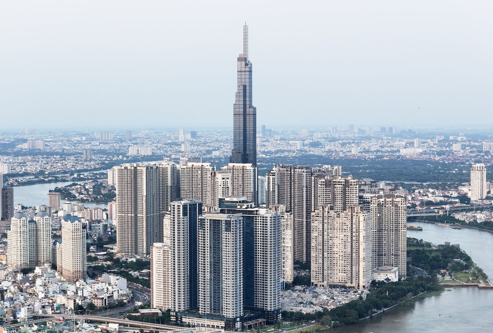 KINH TẾ 2025, DỰ BÁO 2026: Bất động sản định hình lại quỹ đạo, cơ hội ở giá trị thật - Ảnh 1. KINH TẾ 2025, DỰ BÁO 2026: Bất động sản định hình lại quỹ đạo, cơ hội ở giá trị thật - Ảnh 1.