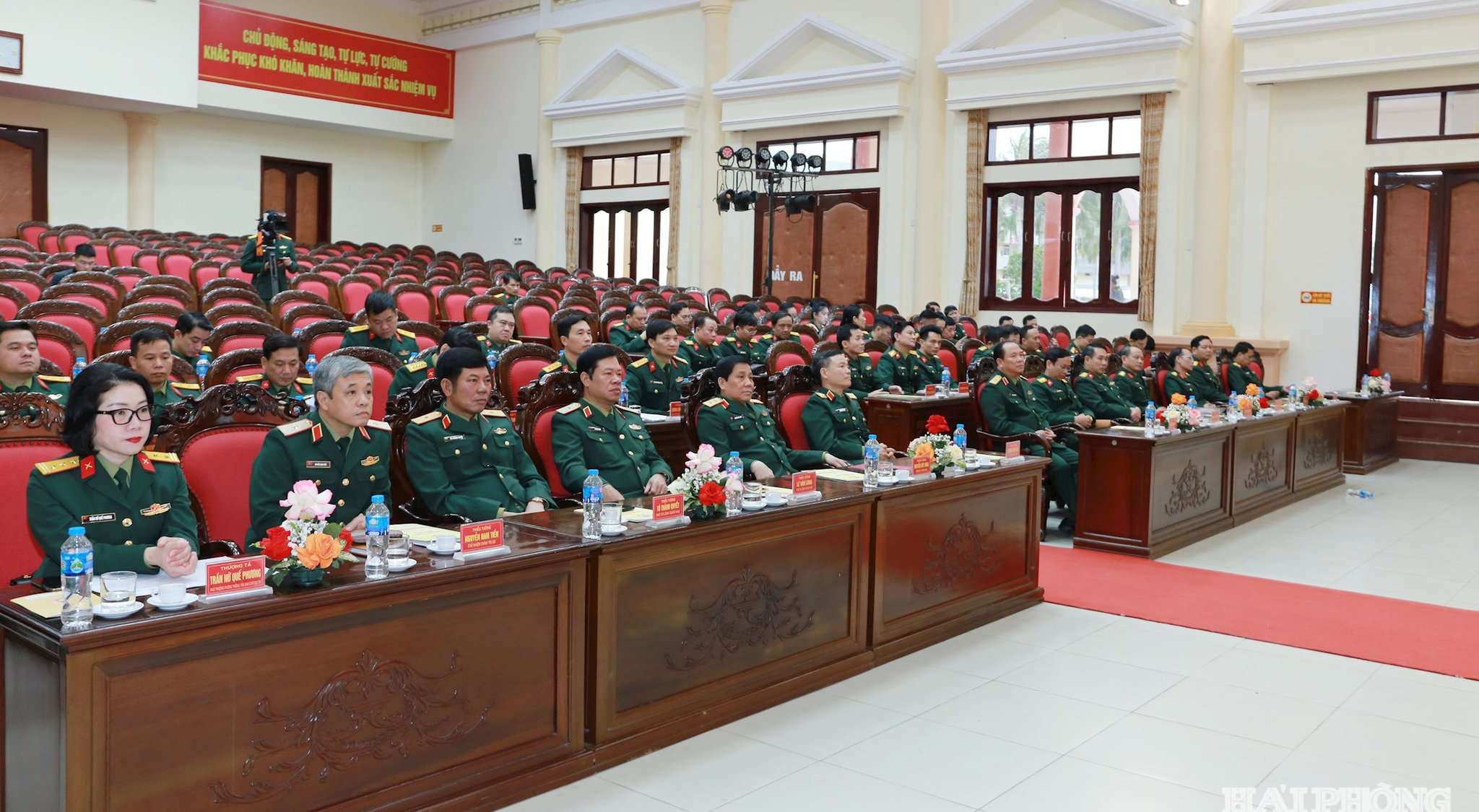 cac-dai-bieu-du-hoi-nghi.(1)-1925ca3dbacd0c00f10c1aa1835d1e51.jpg