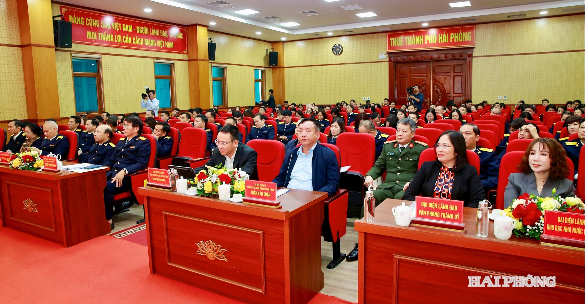 thue-thanh-pho.jpeg