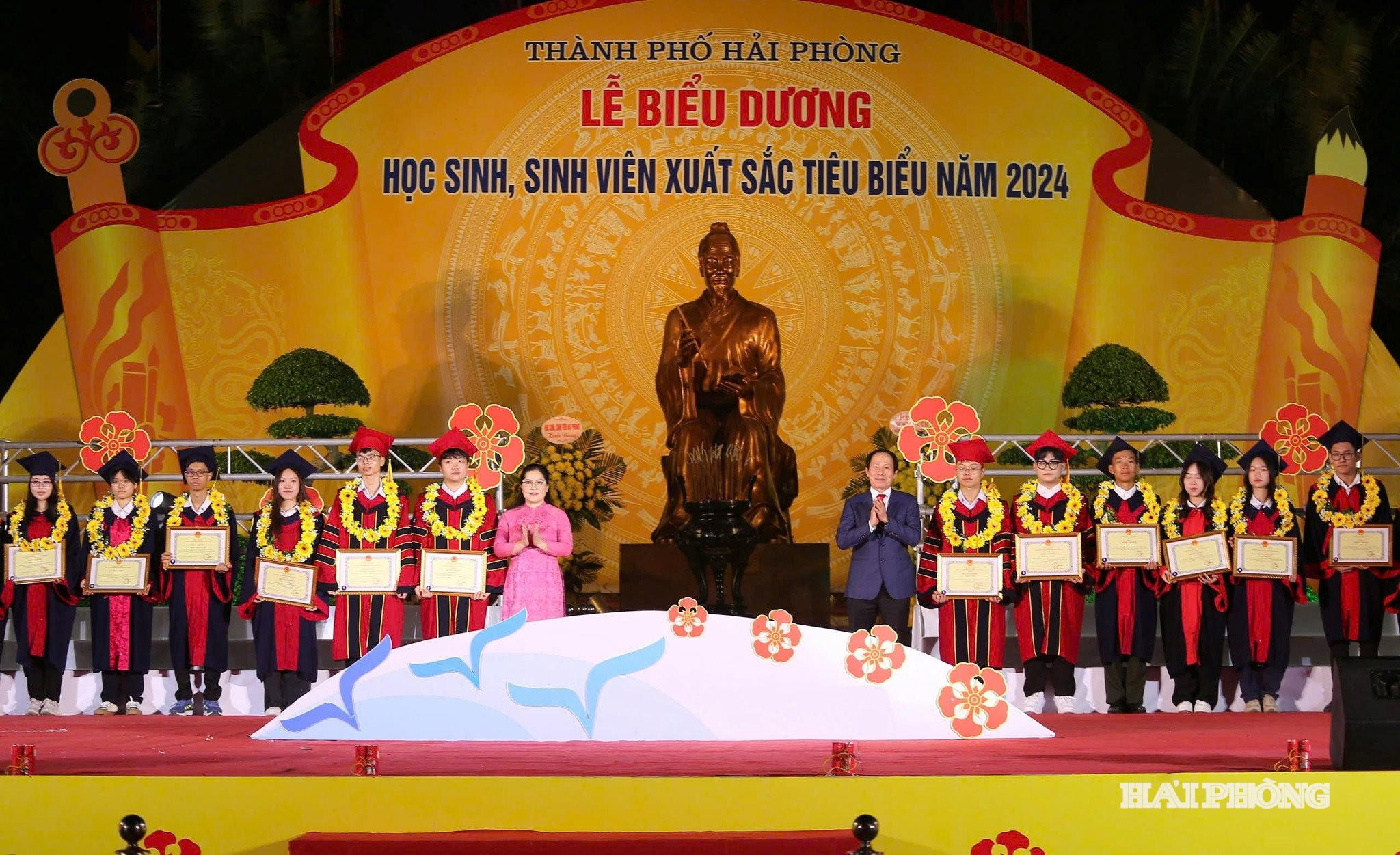 bieu-duong4.jpg