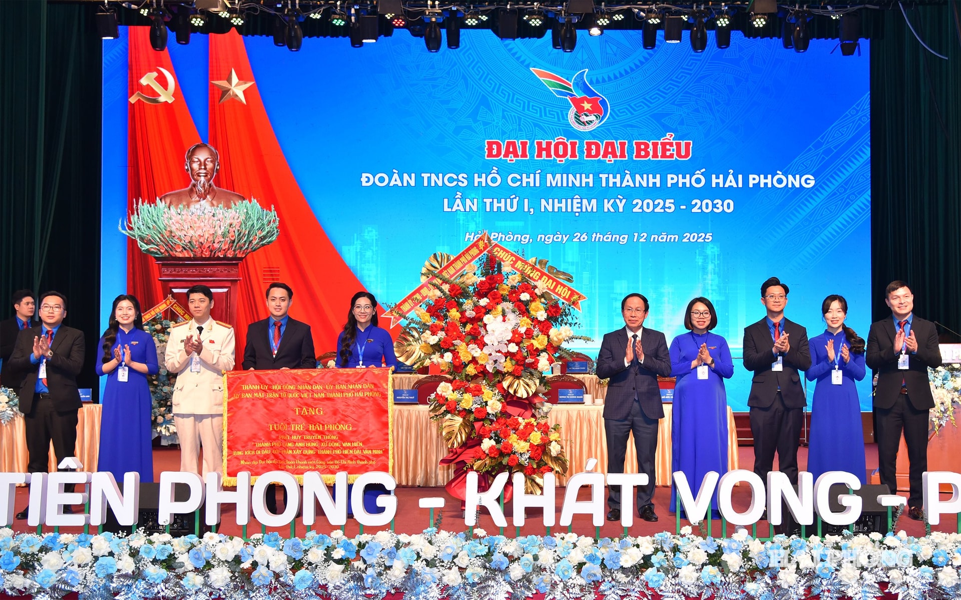 dh doan thanh nien11
