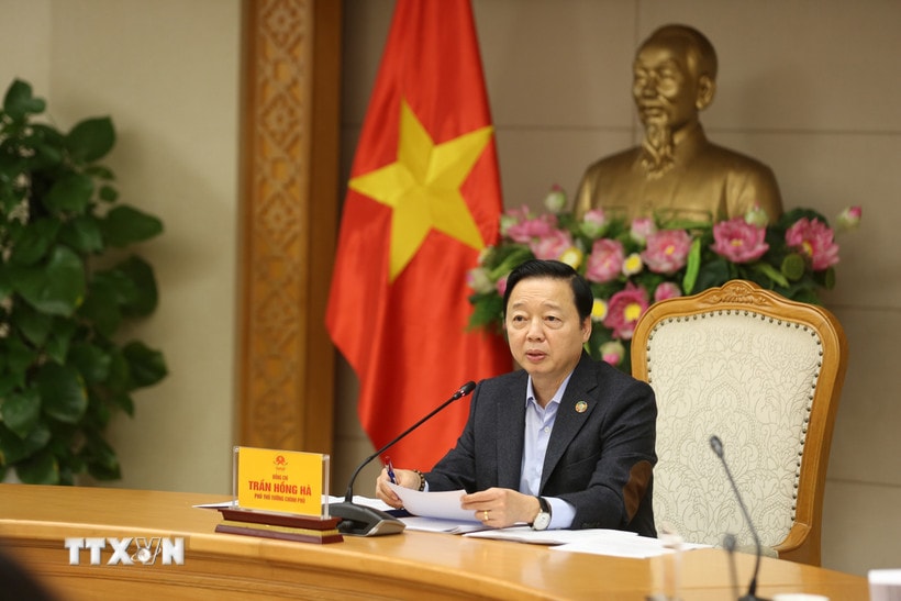 Phó Thủ tướng Trần Hồng Hà phát biểu chỉ đạo tại cuộc họp. (Ảnh: Diệp Trương/TTXVN)