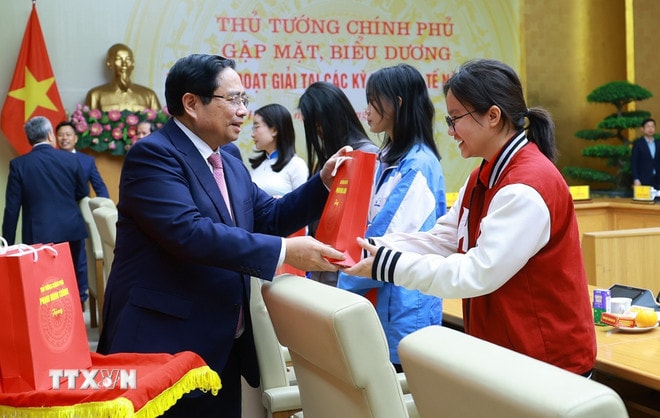 thu-tuong-bieu-duong-hoc-sinh-doat-giai-tai-cac-ky-thi-quoc-te-5.jpg