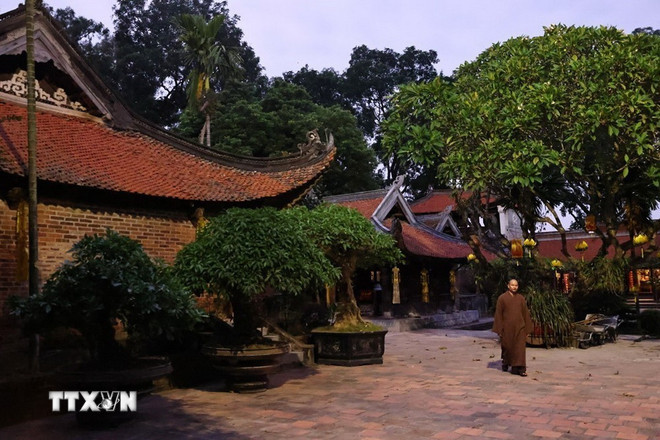 Chùa Vĩnh Nghiêm, còn được gọi là chùa Đức La, được công nhận là một trung tâm Phật giáo, nơi đào tạo tăng đồ cho cả nước, nơi phát tích Tam Tổ phái Thiền Trúc Lâm của Phật giáo Việt Nam. (Ảnh: Minh Đức/TTXVN) ttxvn-0411-yen-tu-vinh-nghiem-con-son-kiep-bac-15.jpg