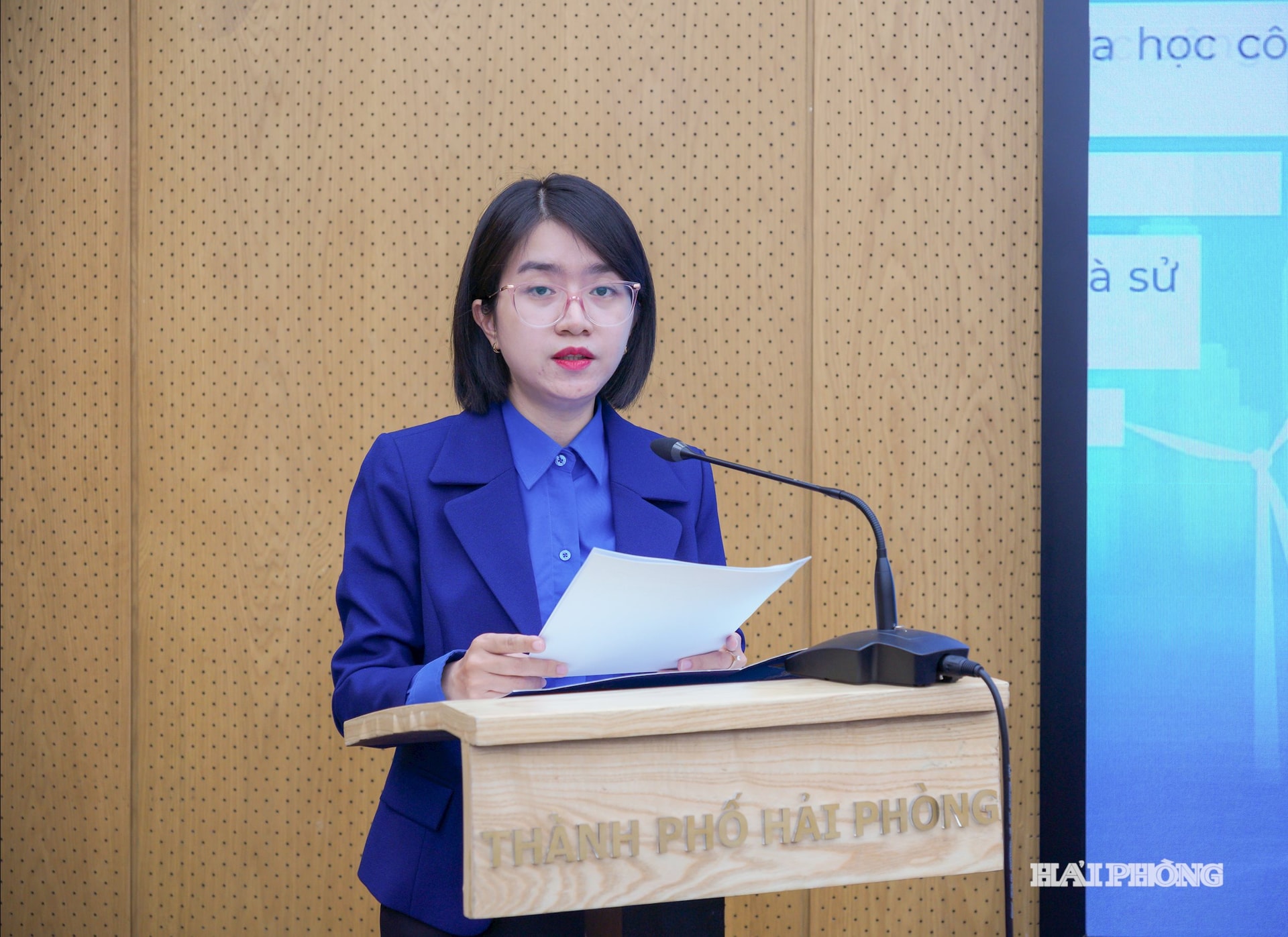 doan-thanh-nien-5.jpg