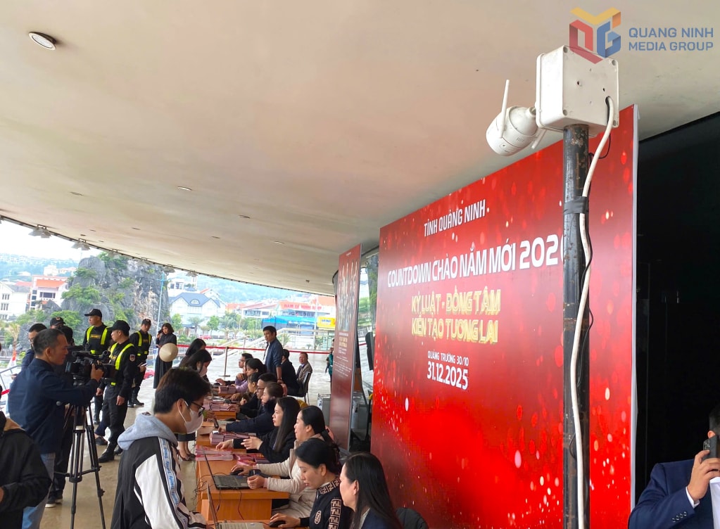  Ban Tổ chức đã bố trí thêm camera tại khu vực đổi vé để đảm bảo an ninh và tính minh bạch. 
