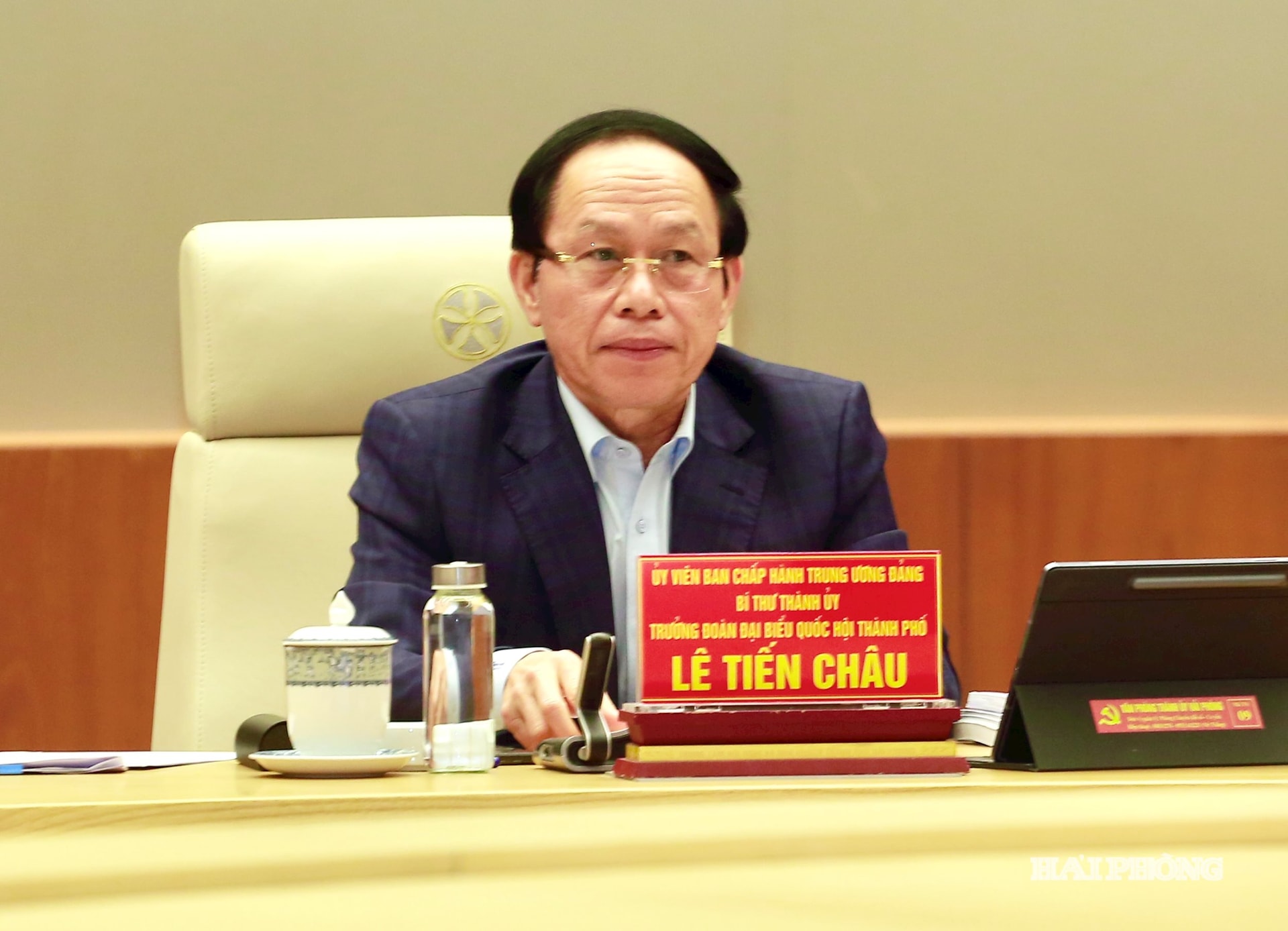 -hoi nghi-thanh-uy4