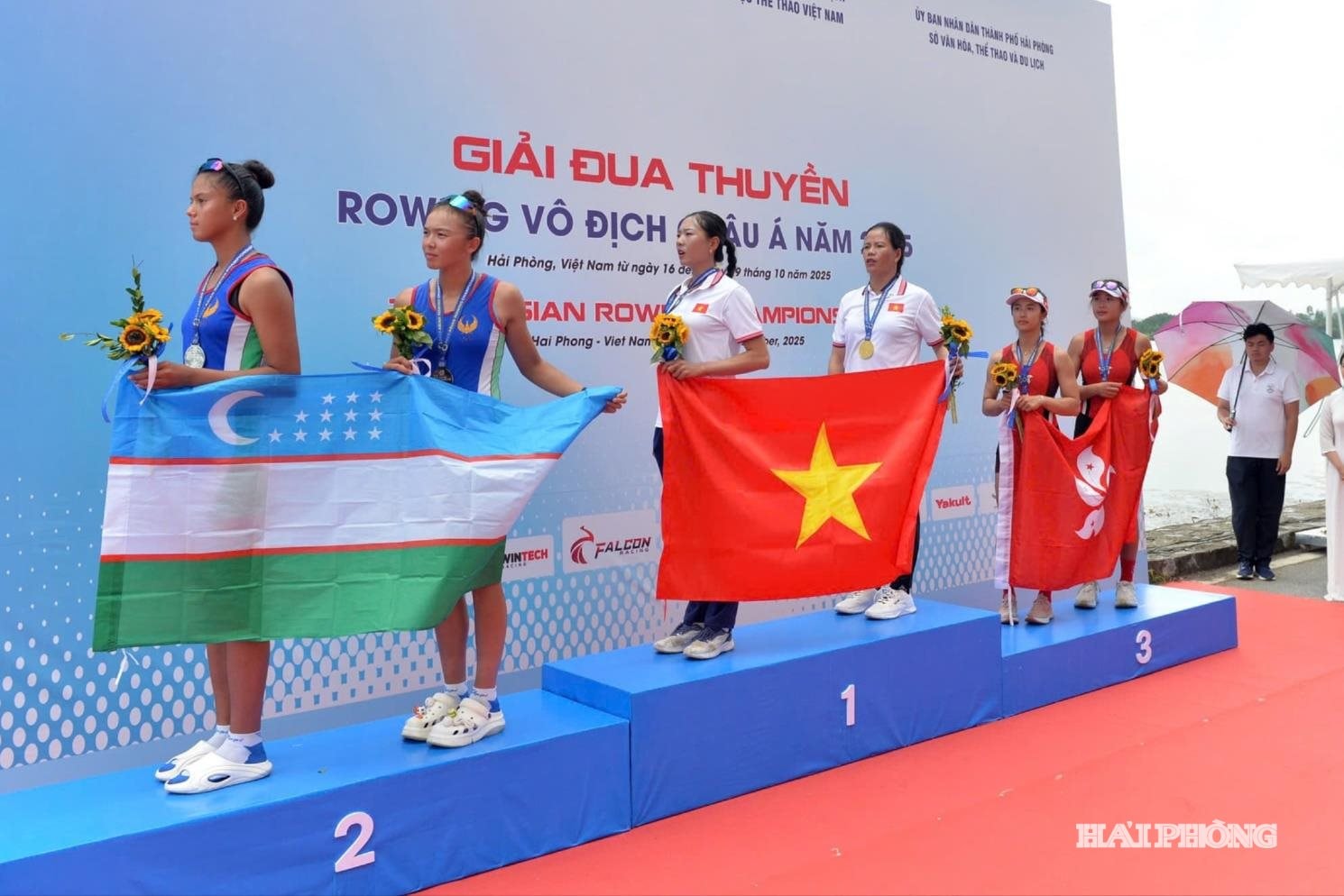 dua-thuyen.jpg