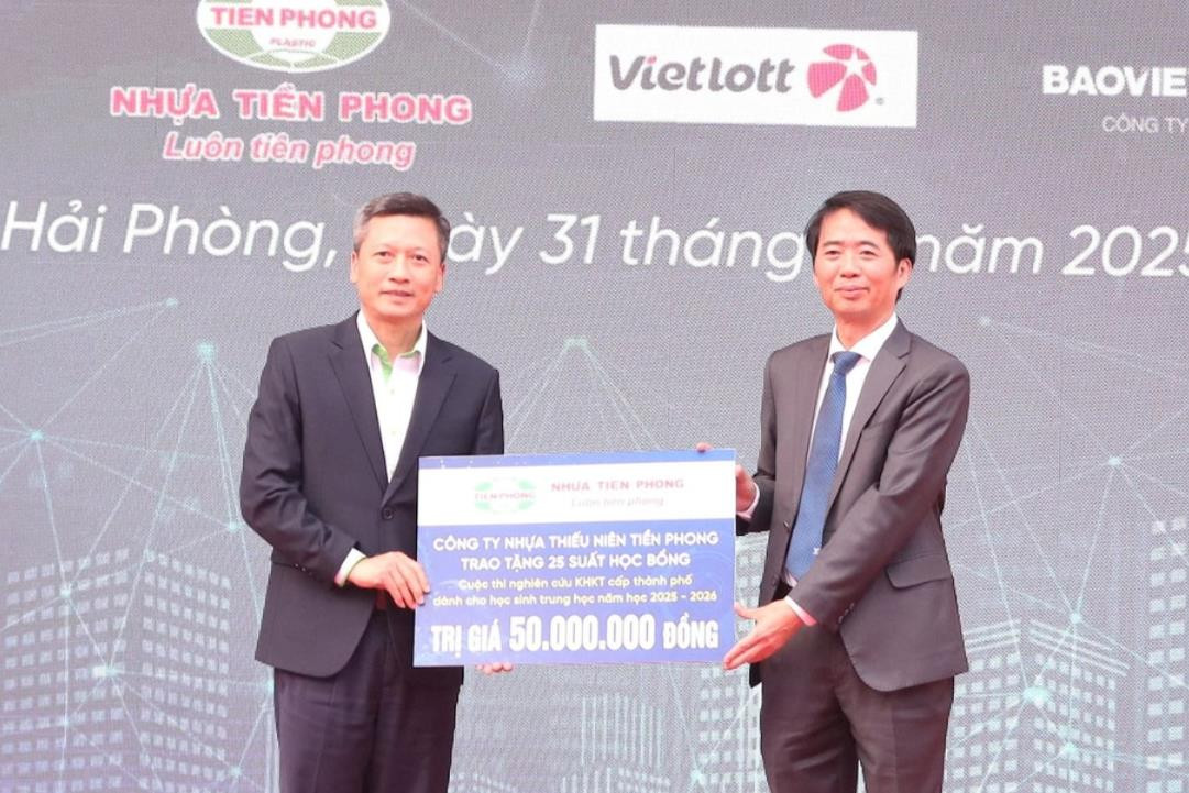 trao-thuong-1-.jpg