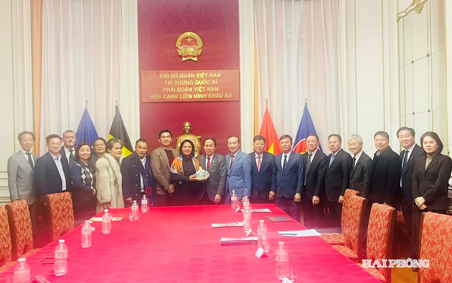 le-tien-chau-_-tham-chau-au-5.jpg