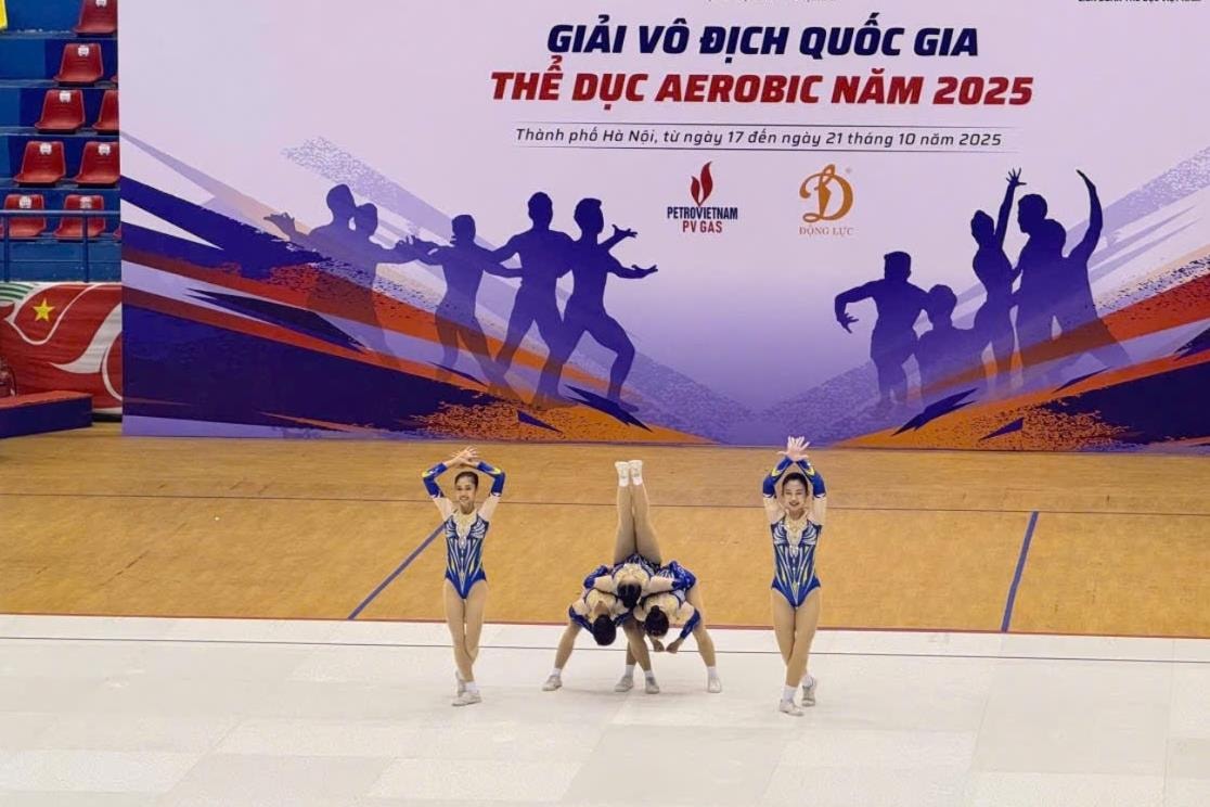 van-dong-vien-aerobic4(1).jpg
