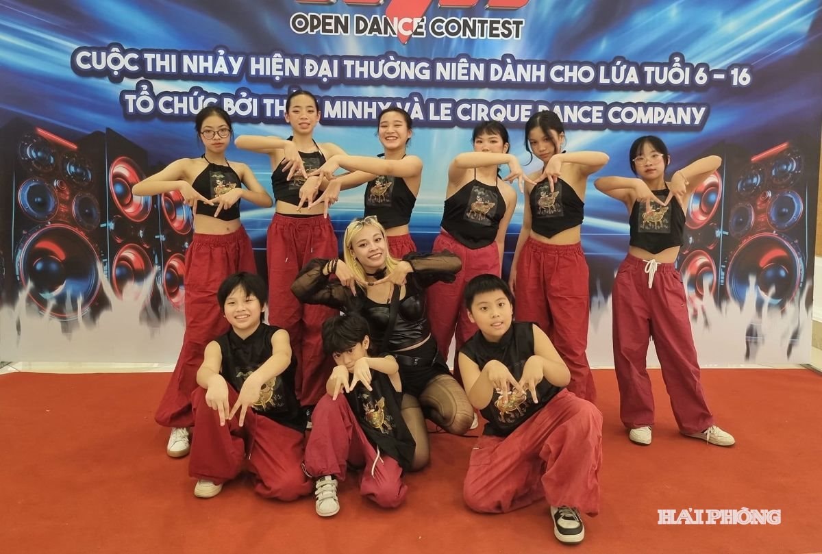 vu-dao-duong-pho (5)
