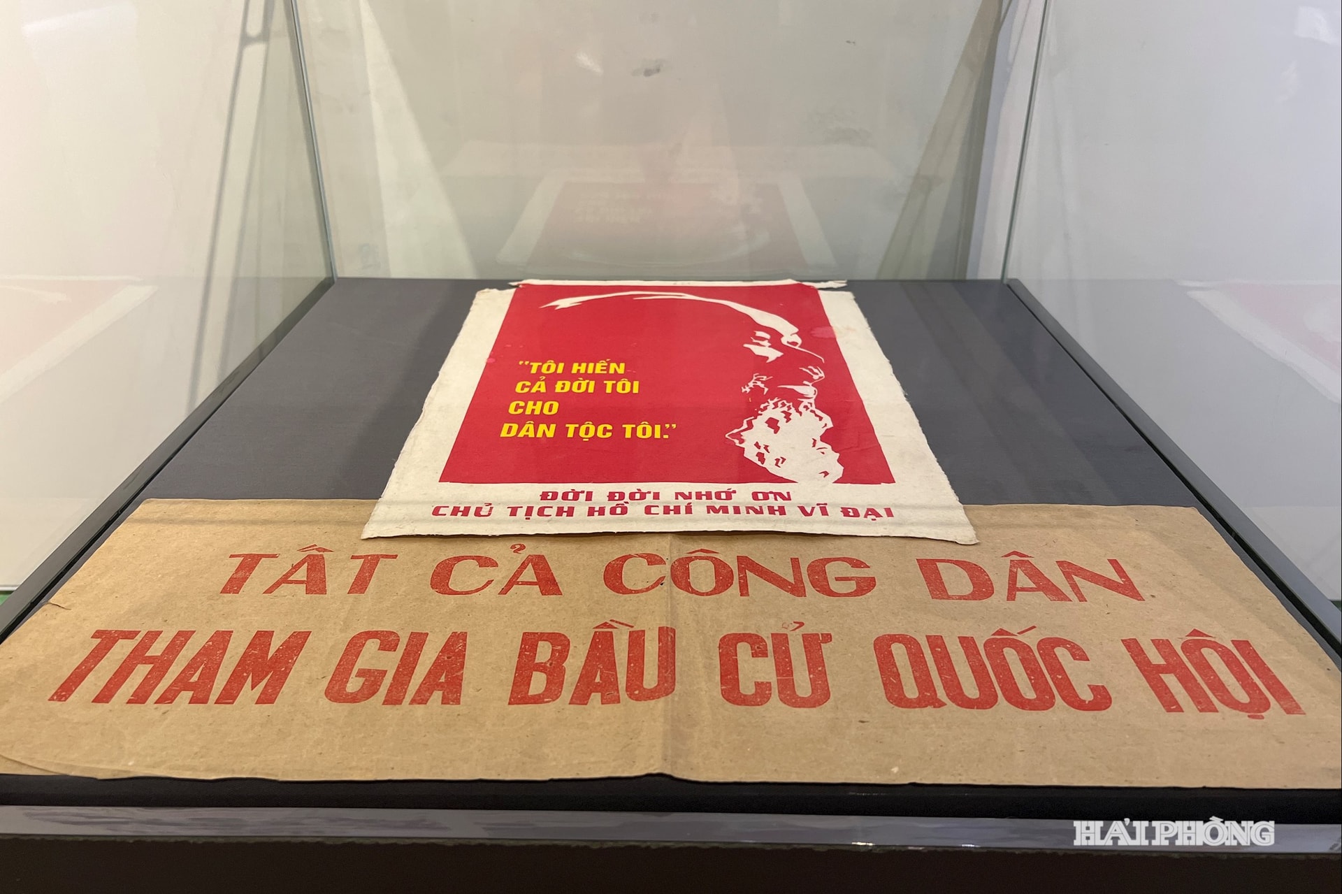 Các hiện vật trưng bày tại Bảo tàng Hải Phòng.
