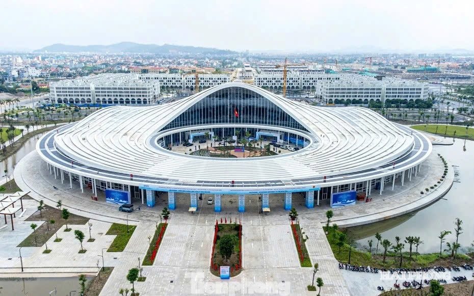 Panoramablick auf das City Convention and Performance Center.