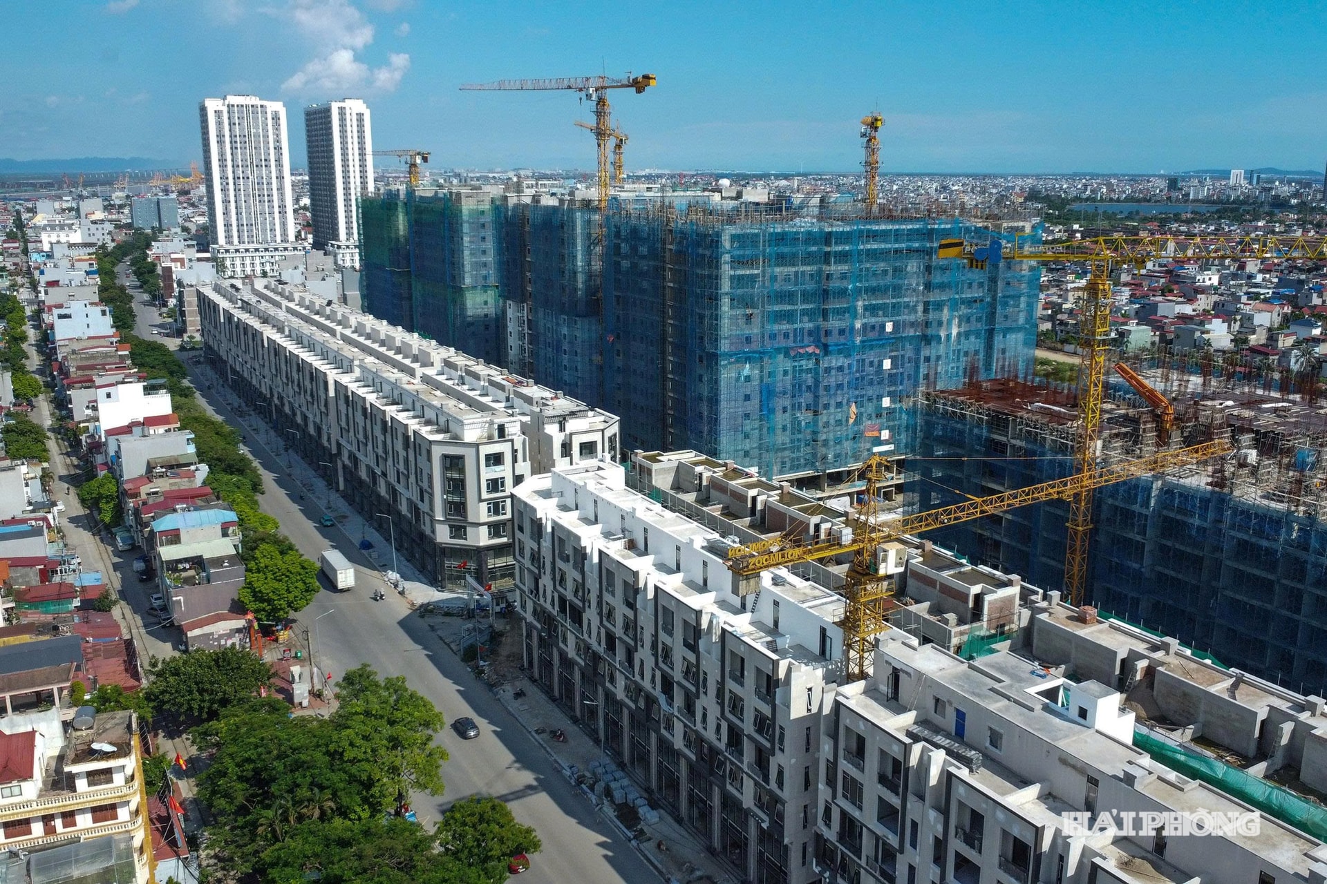 Il progetto di edilizia sociale presso il magazzino Lac Vien 3, nel quartiere Ngo Quyen, contribuisce alla trasformazione del paesaggio urbano del centro città. Foto: TRUNG KIEN