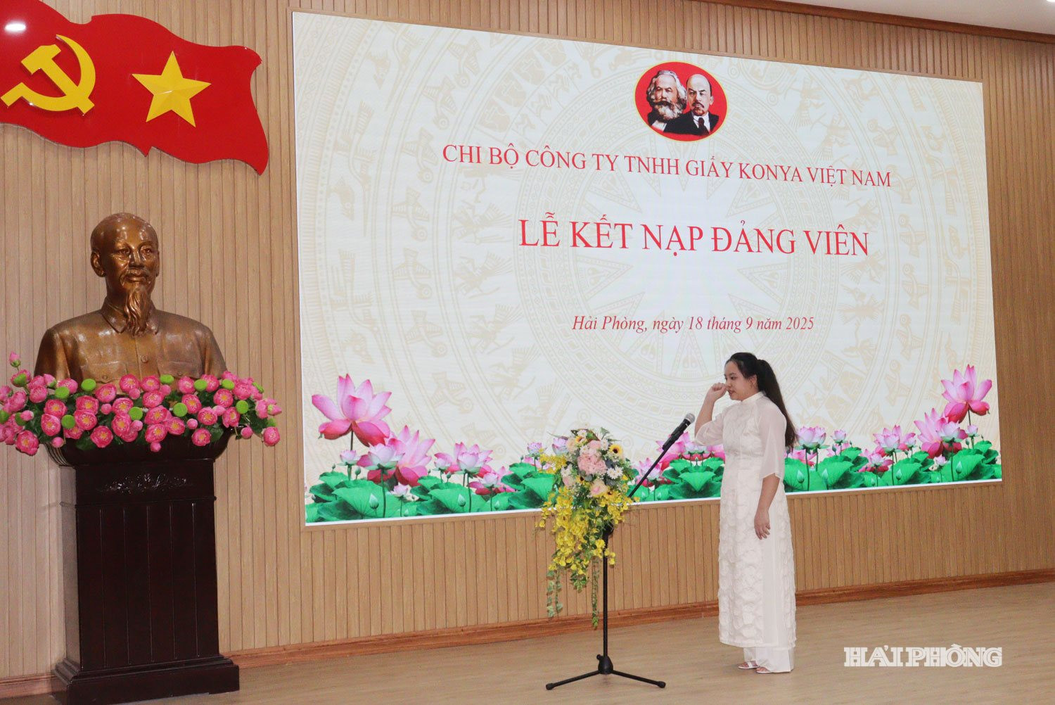 dang-vien-tuyen-the.jpg