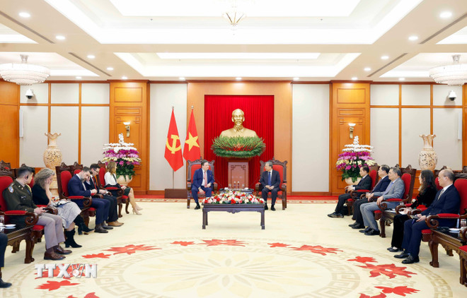 Tổng Bí thư Tô Lâm tiếp Đại sứ Hoa Kỳ tại Việt Nam Marc Evans Knapper. (Ảnh: Thống Nhất/TTXVN) ttxvn-tong-bi-thu-to-lam-tiep-dai-su-hoa-ky-3.jpg