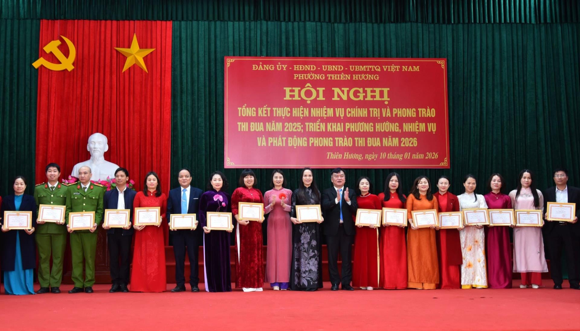 phuong-thien-huong-tk4(1).jpg