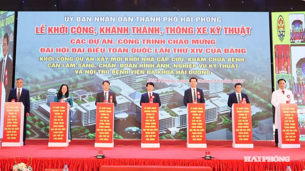 cac-dai-bieu-tham-du-le-khoi-cong-xay-dung-tai-benh-vien-da-khoa-hai-duong-2639017794501451805(1).jpg