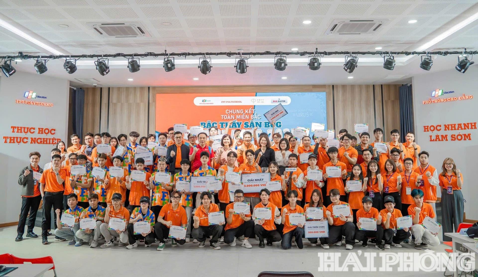 Thí sinh được nhận Giấy chứng nhận, ghi nhận quá trình học tập và trải nghiệm với AI.