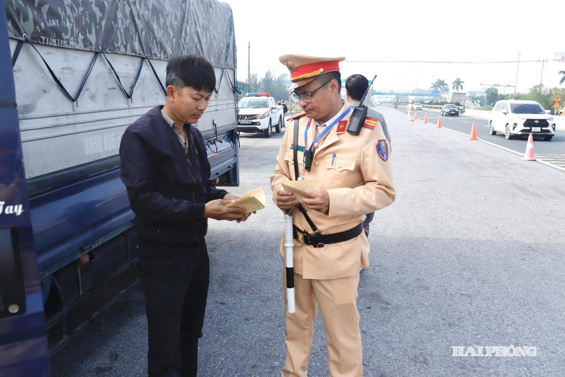 Lực lượng cảnh sát giao thông thành phố Hải Phòng thường xuyên tăng cường tuần tra, kiểm soát trên các tuyến, địa bàn, tập trung xử lý nghiêm vi phạm.