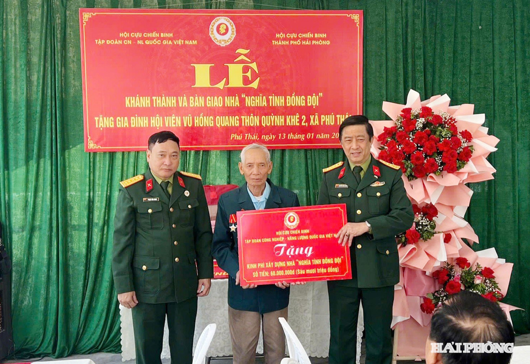 nha cuu chien binh