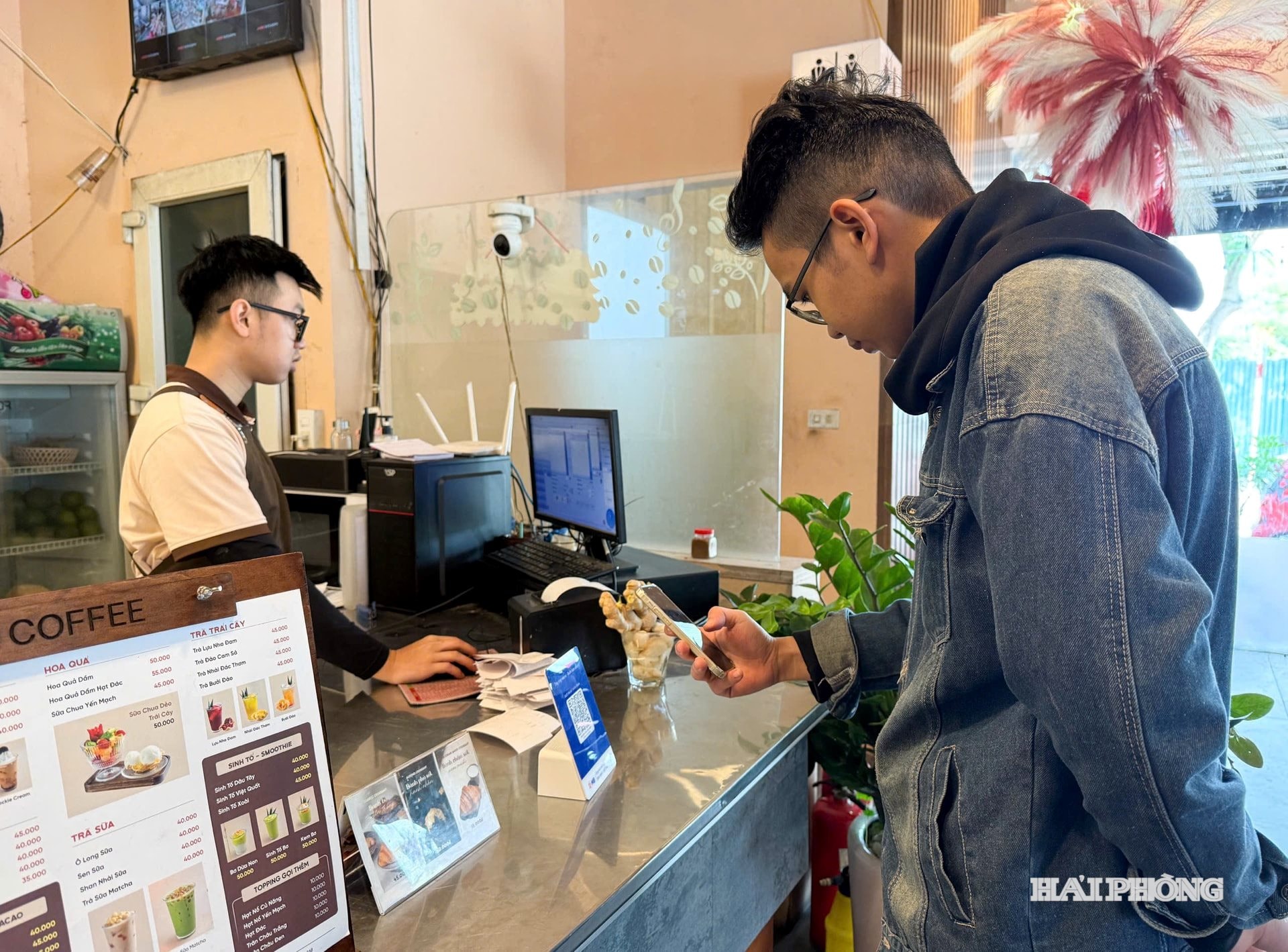 Ngân hàng số không còn là kênh hỗ trợ, mà trở thành kênh giao dịch chính của hàng chục triệu người dùng.