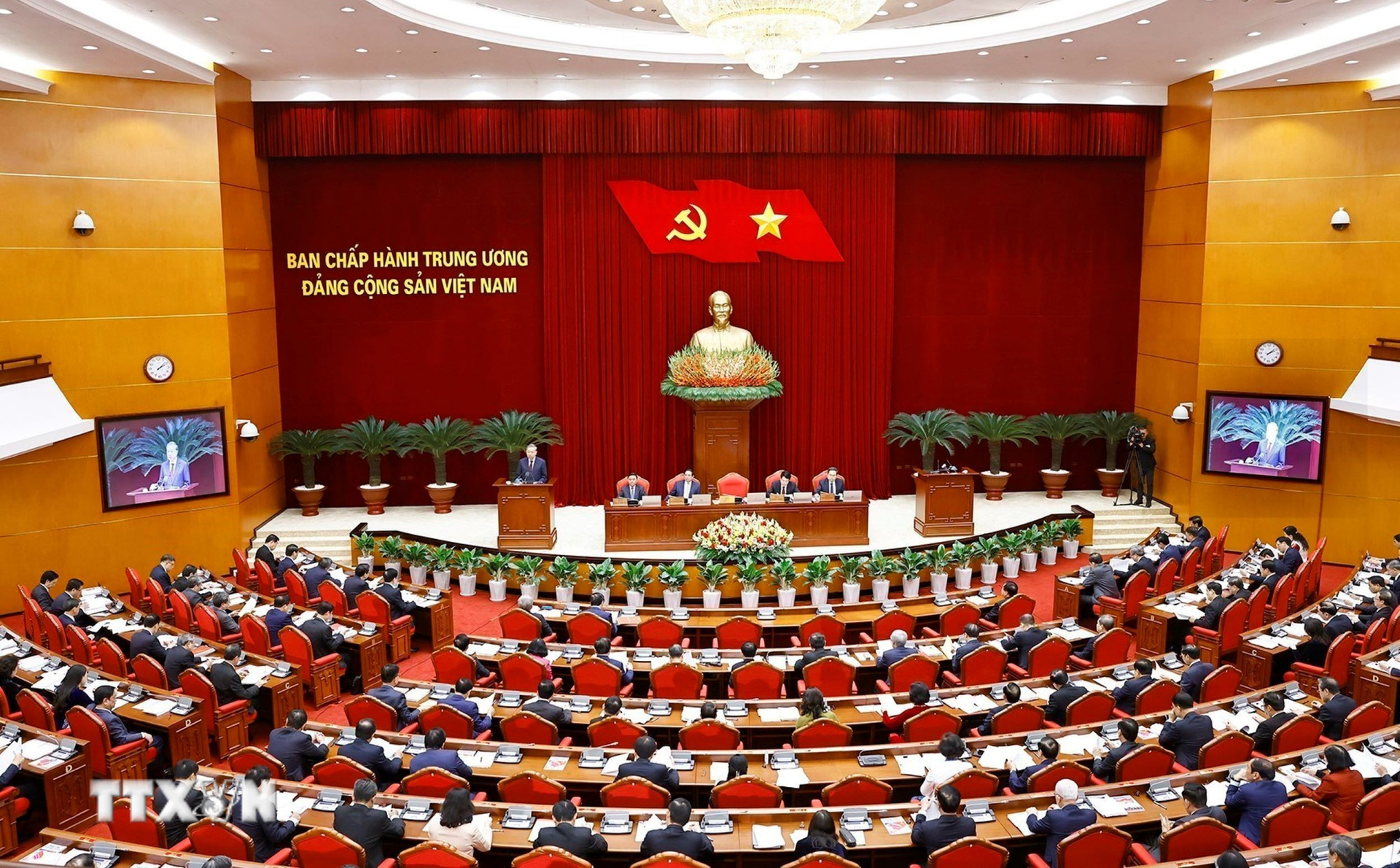 phien-khai-mac.png