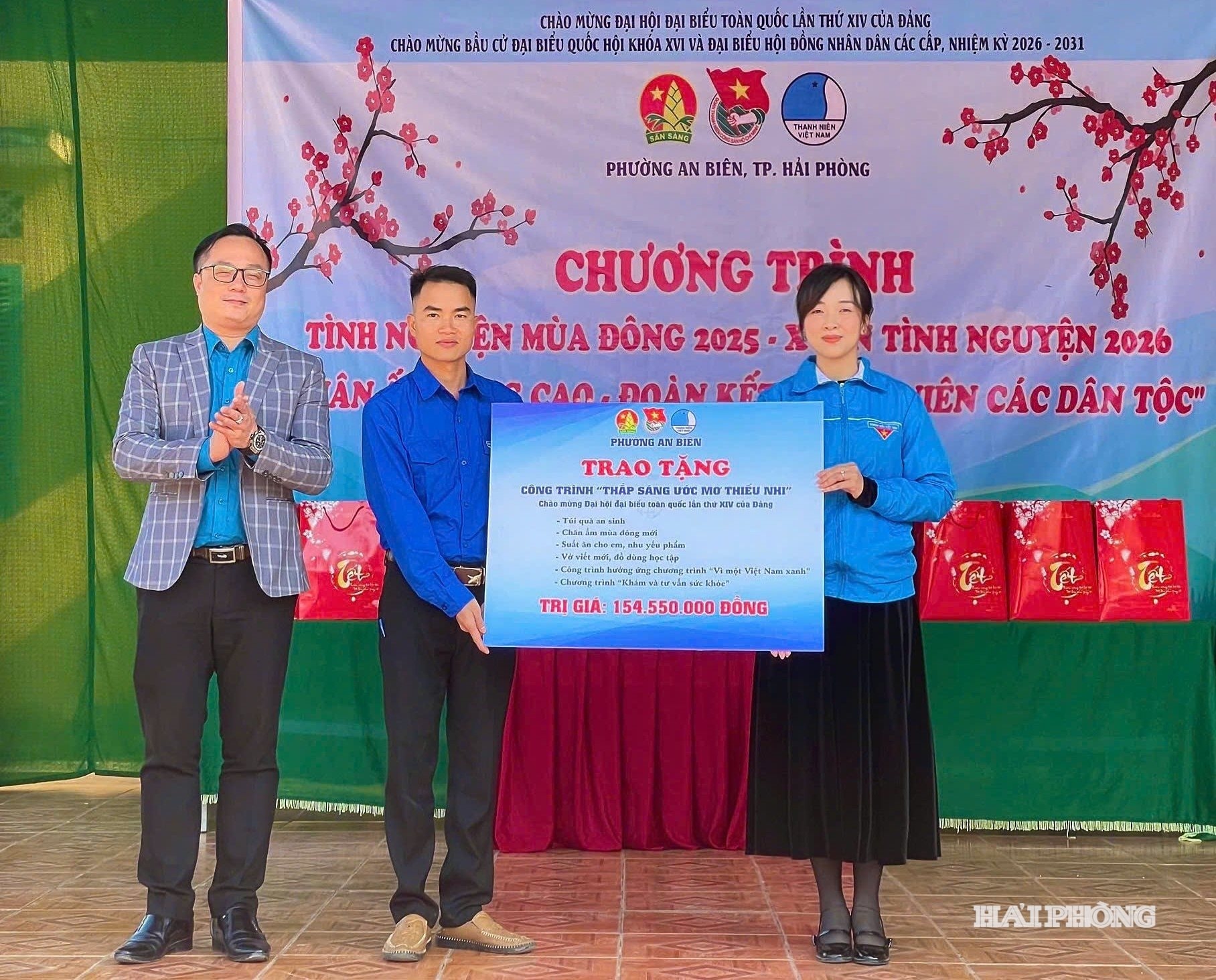tinh-nguyen-3-1-.jpg